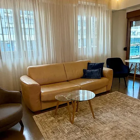 Smgold Lux * פודגוריצה